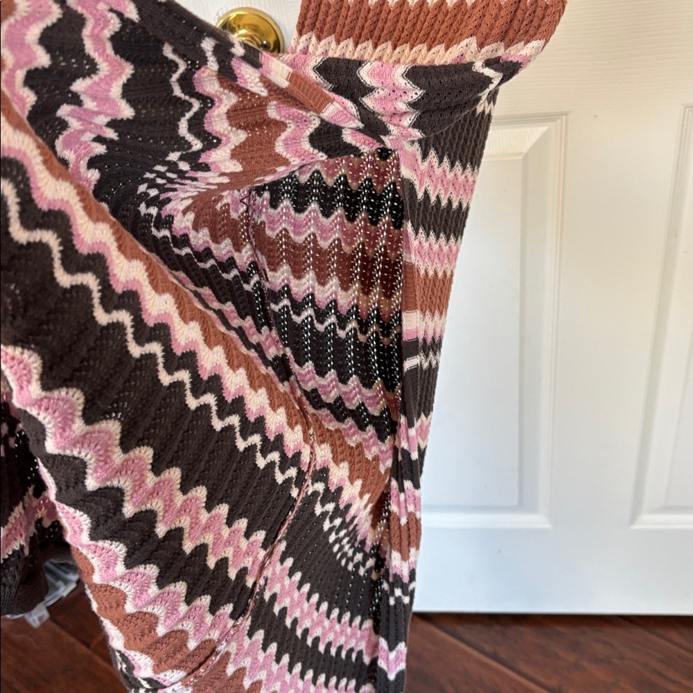 Heartloom Multicolor Zigzag Ruffle Tank - Picture 3 of 4